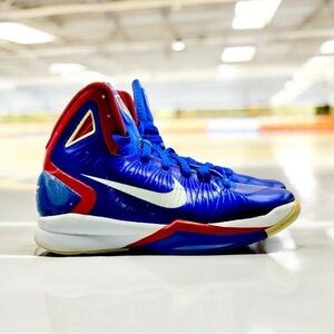 Nike Hyperdunk 2010 Puerto Rico in Red, White, and Blue 407770-401‎ Size 5.5Y